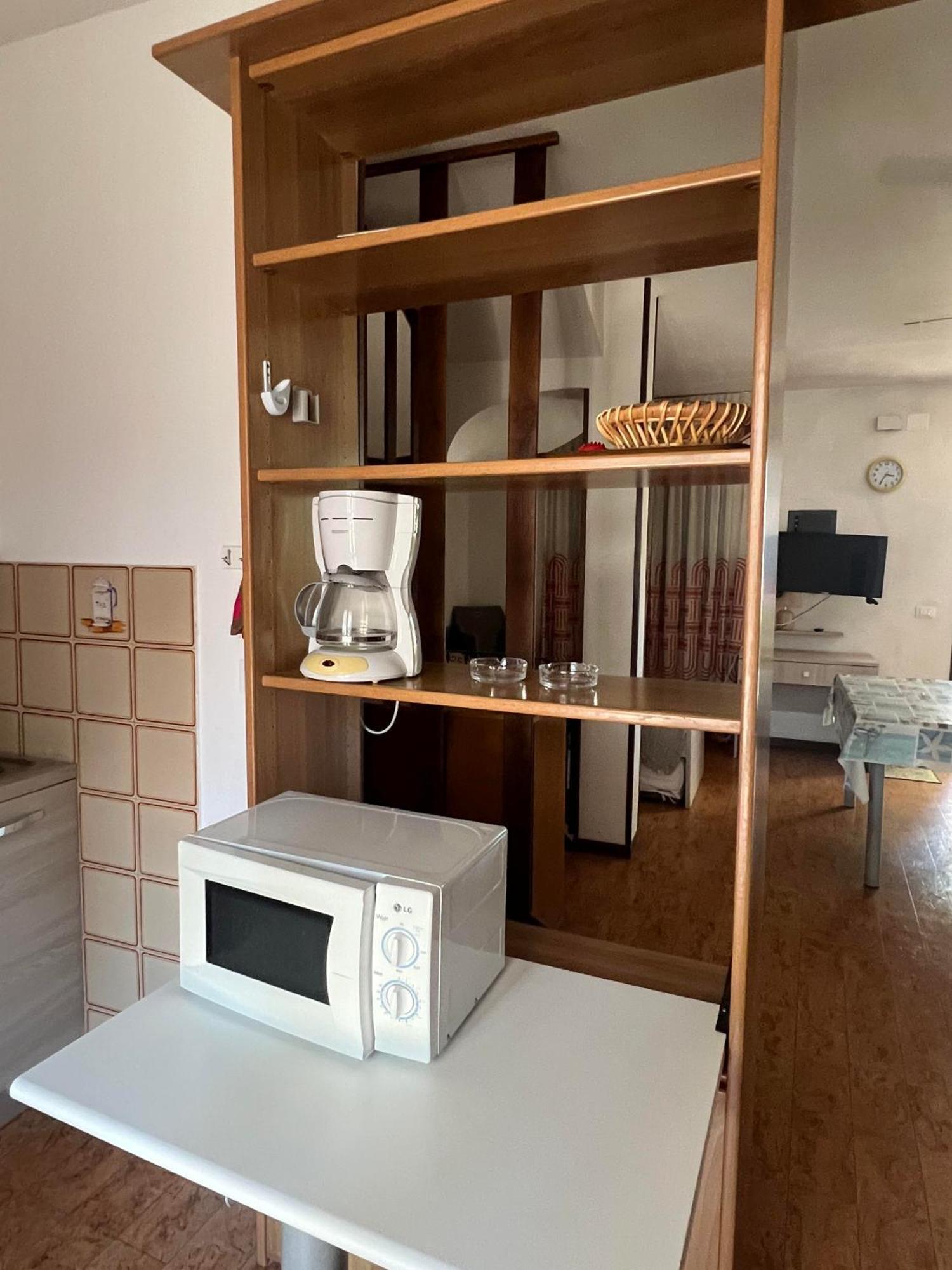 Casa Bianca Village Apartments Lignano Sabbiadoro Extérieur photo